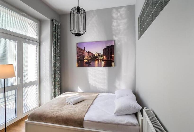 Апартаменты Пентхаус 1 Спальня, Apartamenty Centrum Częstochowa Stara Kamienica
