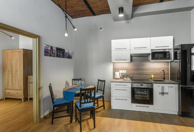 Апартаменты 1 Спальня Нижний Этаж, Apartamenty Centrum Częstochowa Stara Kamienica
