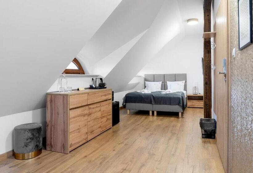 Трежместный Номер Economy, Apartamenty, Boutique Rooms Villa 82, Parking