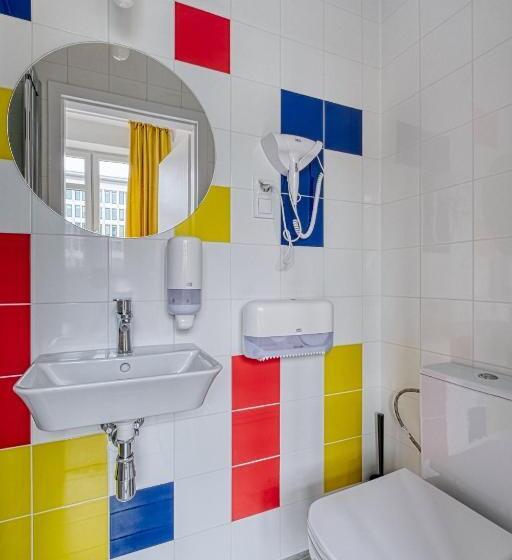 Apartamento 1 Dormitório, Level Rooms