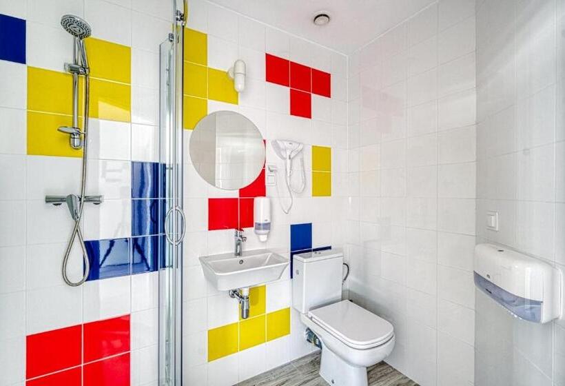 Quarto Estandar, Level Rooms