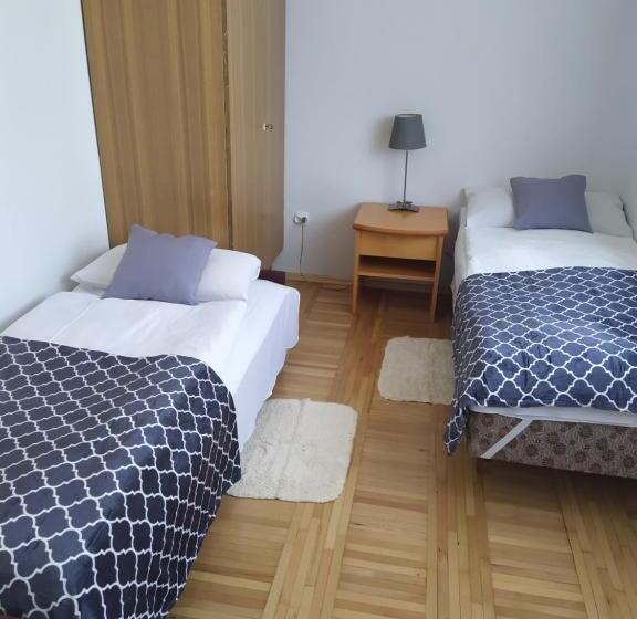 Quarto Estandar Banheiro Compartilhado, Dom Gościnny Zosia