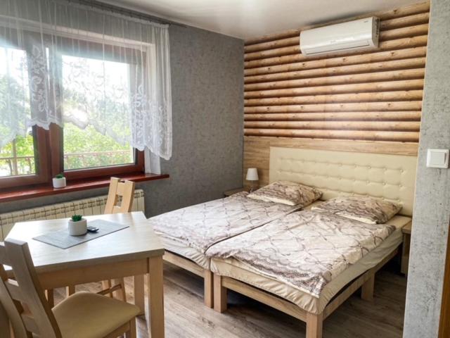 Трехместный Номер Стандарт с Балконом, Pokoje Gościnne Anna