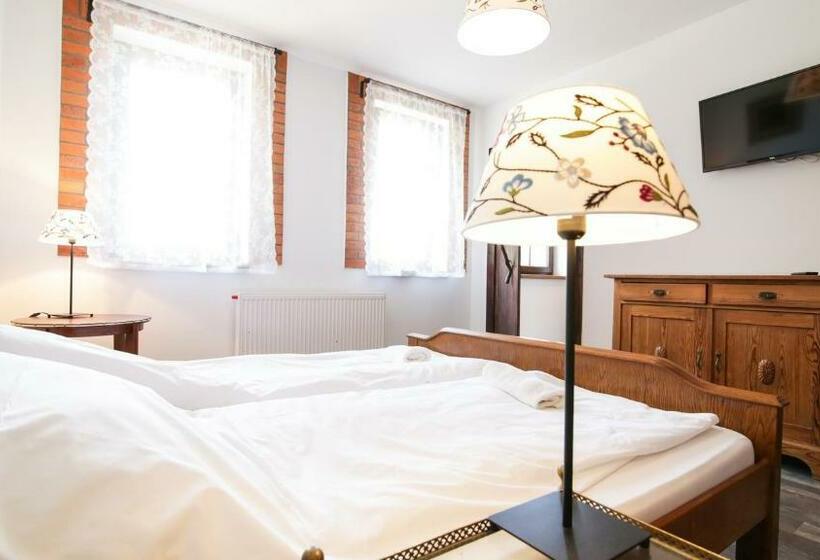 Номер Deluxe с Балконом, Pensjonat Kupperówka  Stadnina Koni Kolano