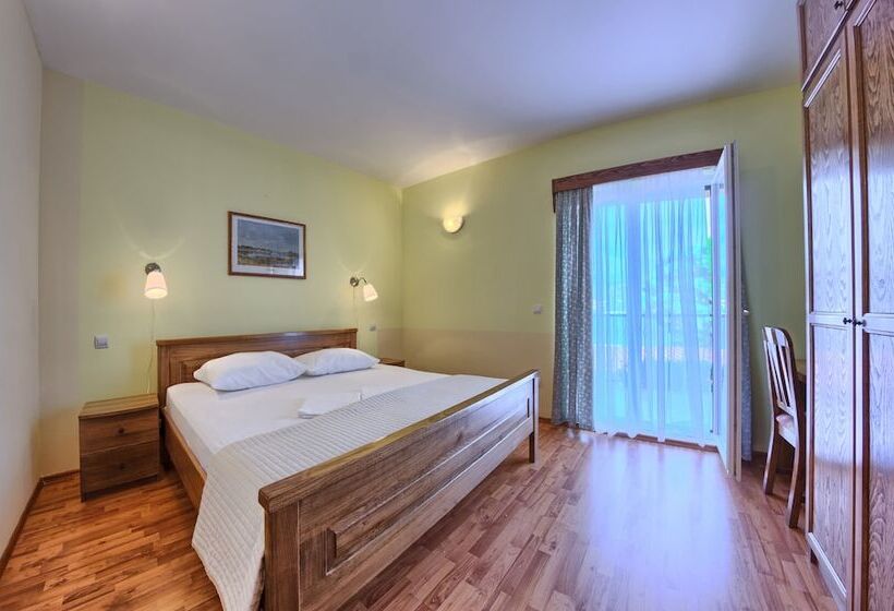 آپارتمان 2 خوابه با چشم‌انداز دریا, Apartments Ruzmarin
