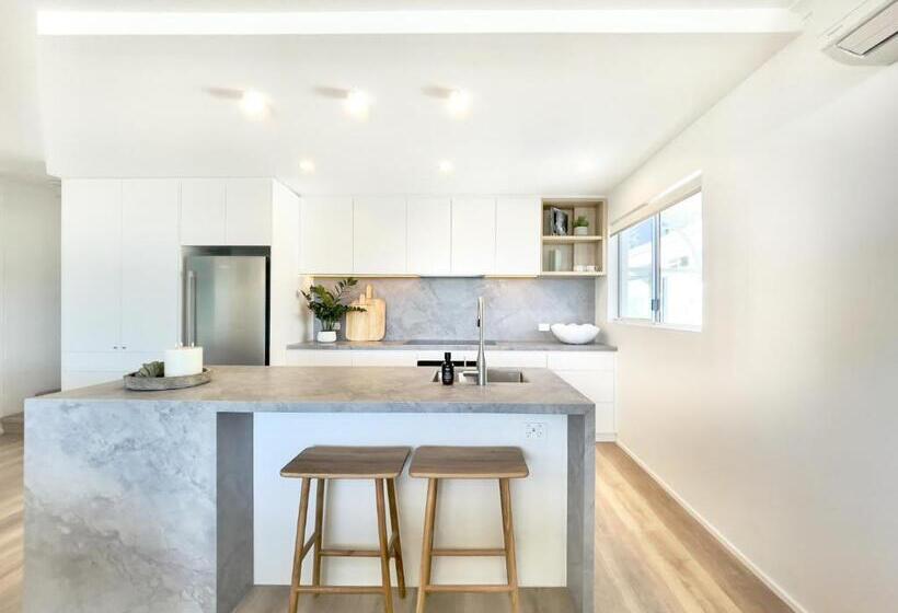 1침실 테라스 아파트 바다 전망, Bali Hai Apartments Noosa