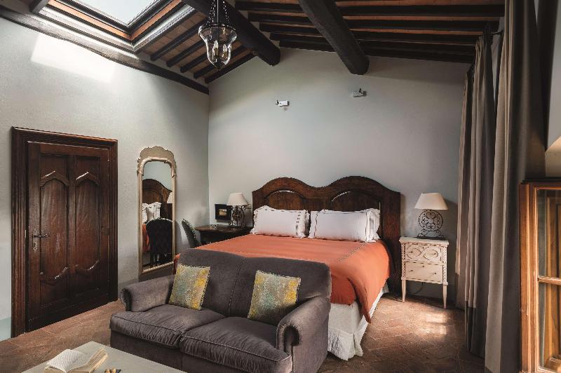 デラックスジュニアスイート, Castello Di Casole, A Belmond Hotel, Tuscany