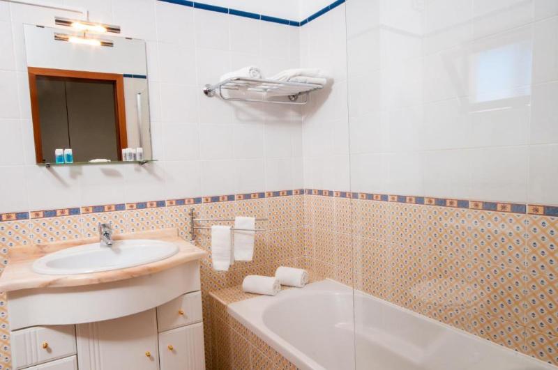 스탠다드 룸 킹사이즈 침대, Hollander Hotel   Downtown St. Petersburg