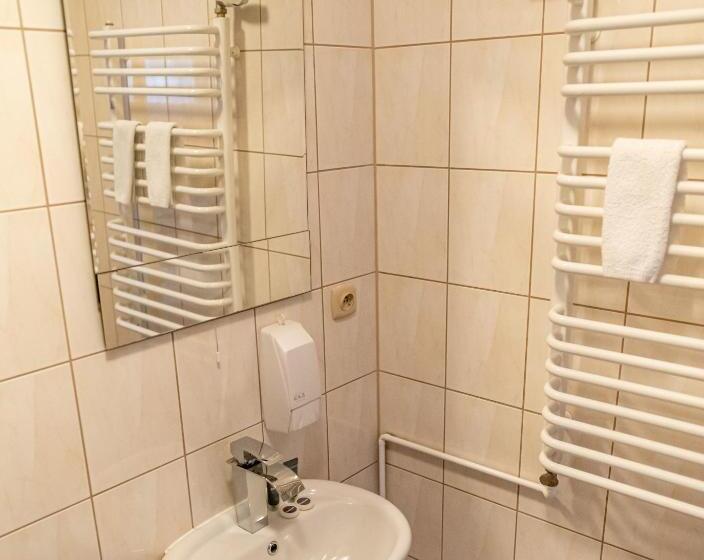 Номер Economy, Babilon Krzeszów