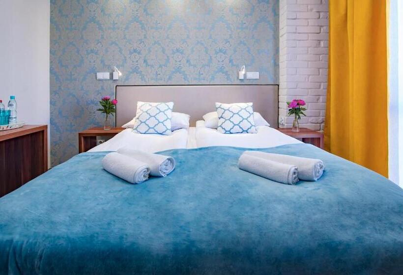 Апартаменты 2 Спальни, Pod Wzgórzem Bed & Breakfast