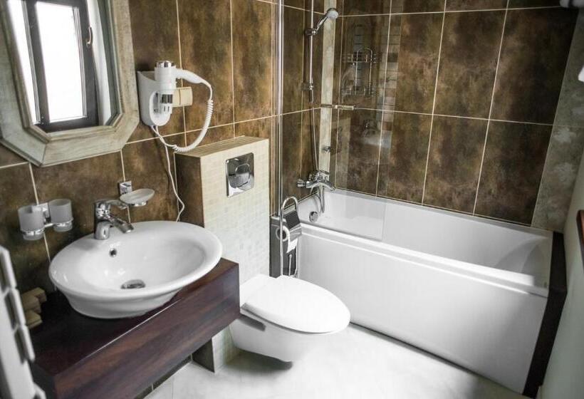 Номер Стандарт, Apartamenty Siedem Komnat Siedmiu Mistrzów