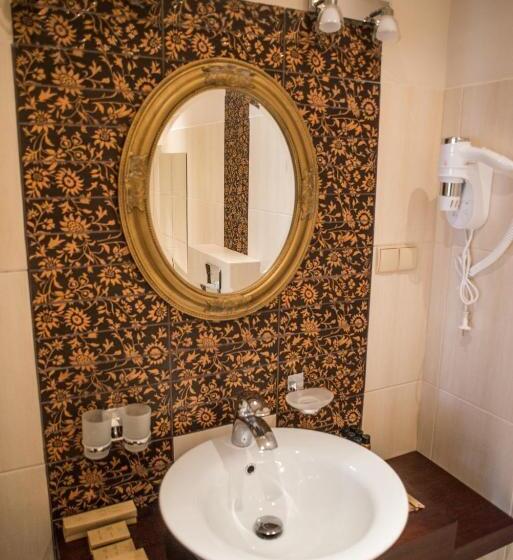 Номер Стандарт, Apartamenty Siedem Komnat Siedmiu Mistrzów