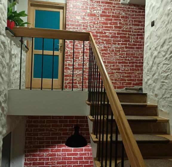 Номер Стандарт Трехместный, 5 Kroków