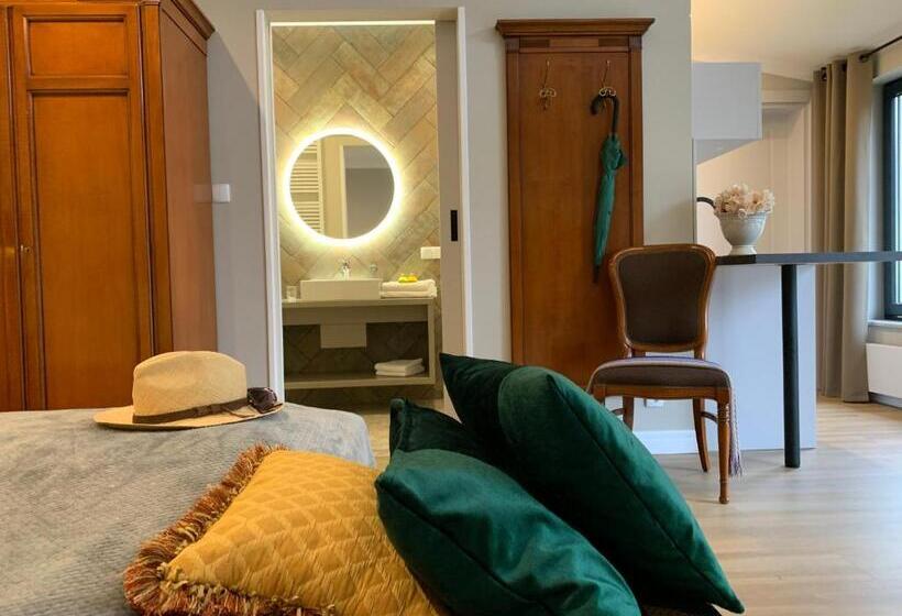 اتاق استاندارد, Oasis Resort & Spa