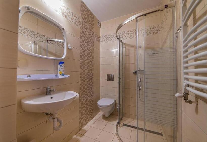 Апартаменты Deluxe 1 Спальня, Apartamenty I Pokoje Gościnne Nowita
