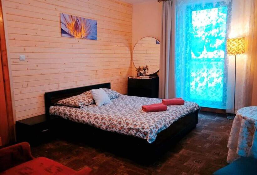 Номер Стандарт, Apartamenty I Pokoje Gościnne Nowita