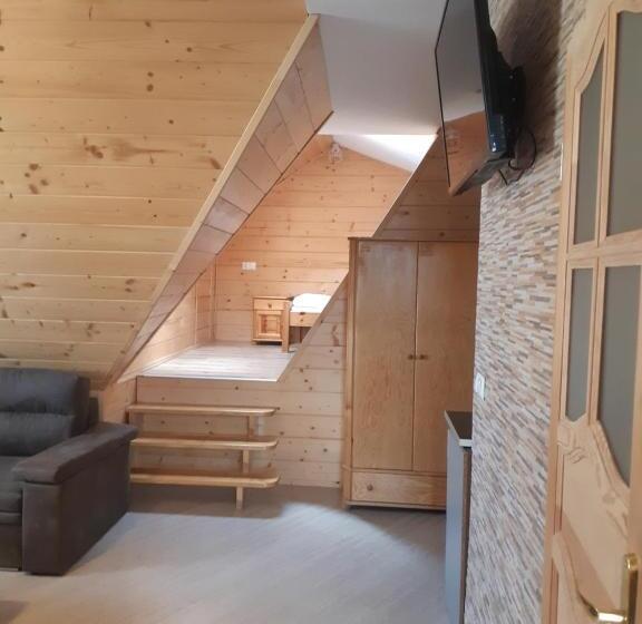 Студия Стандарт, Apartamenty I Pokoje Gościnne Nowita