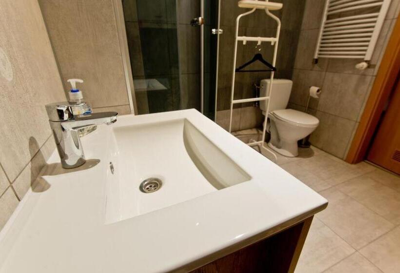 Номер Стандарт, Minihostel żary