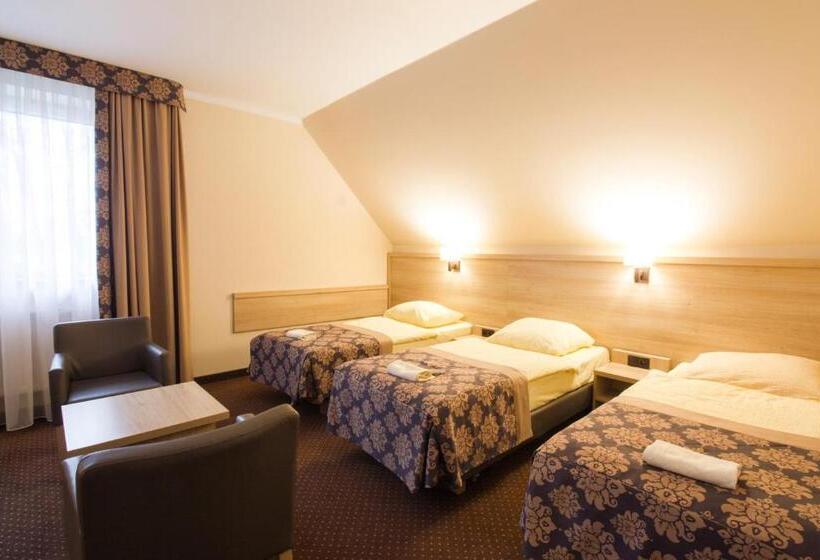 Номер Стандарт Трехместный, Motel Db2000