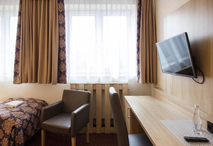 Номер Стандарт Индивидуальный Совместная Ванная, Motel Db2000