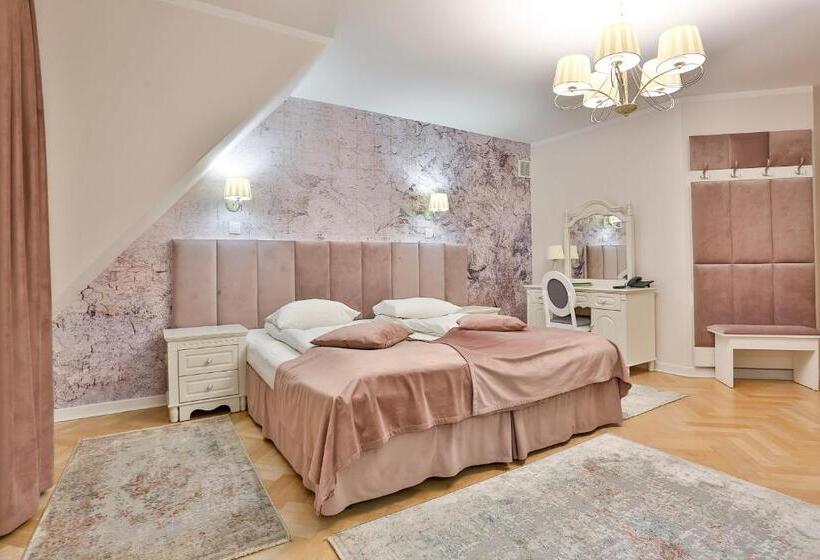 Апартаменты 2 Спальни, Wiosna