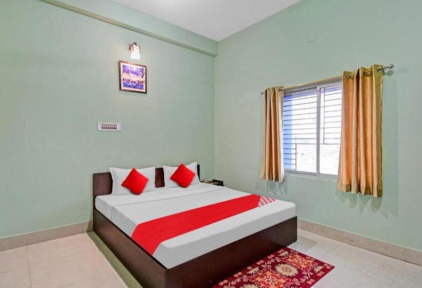 اتاق کلاسیک سه تخته, M Residency