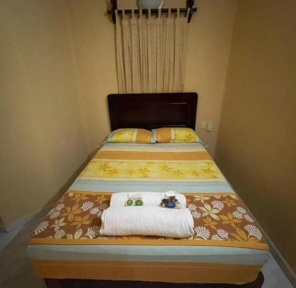 エコノミールーム, Huatulco Hermoso