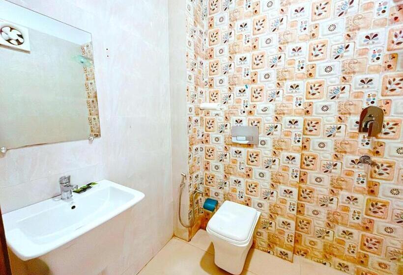 Quarto Deluxe, Ganga Ashoka Hotel Rishikesh