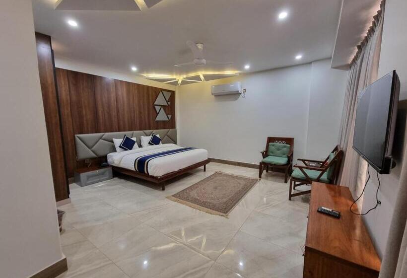 带大床的豪华间, Grand Hotel Quetta