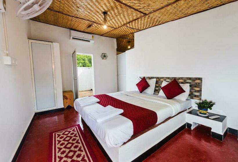 Номер Стандарт Вид на Бассейн, La Paulo S Near Beach Resort