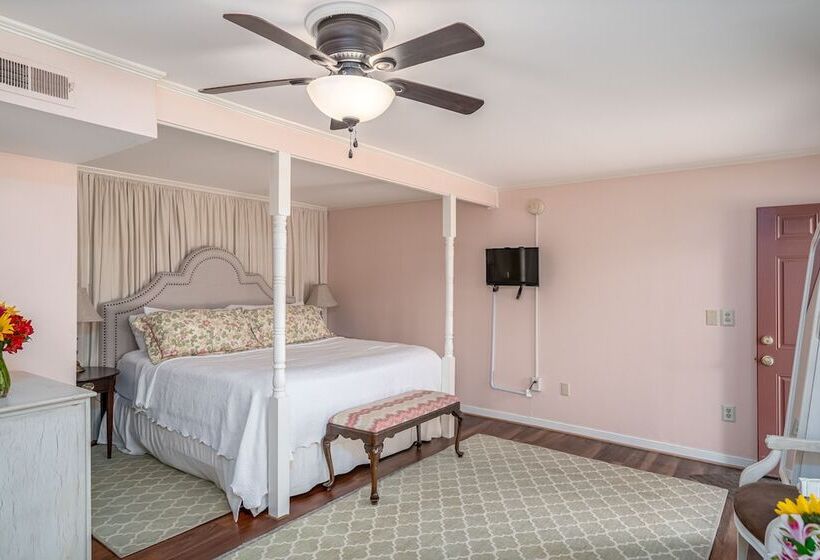 Люкс, Cedars Of Williamsburg Bed & Breakfast