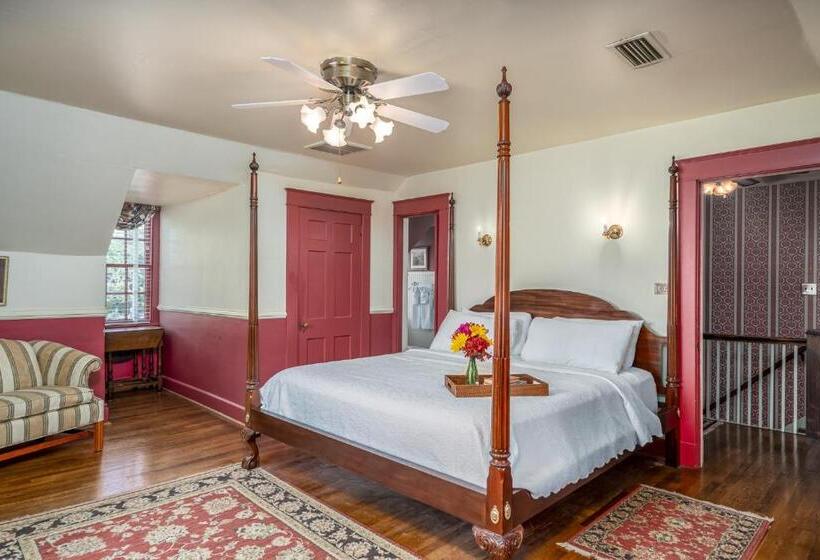 Люкс Кровать Кинг, Cedars Of Williamsburg Bed & Breakfast