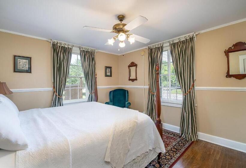 Стандартный Номер Кровать Кинг, Cedars Of Williamsburg Bed & Breakfast