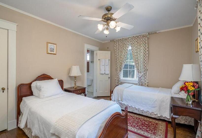 Люкс, Cedars Of Williamsburg Bed & Breakfast