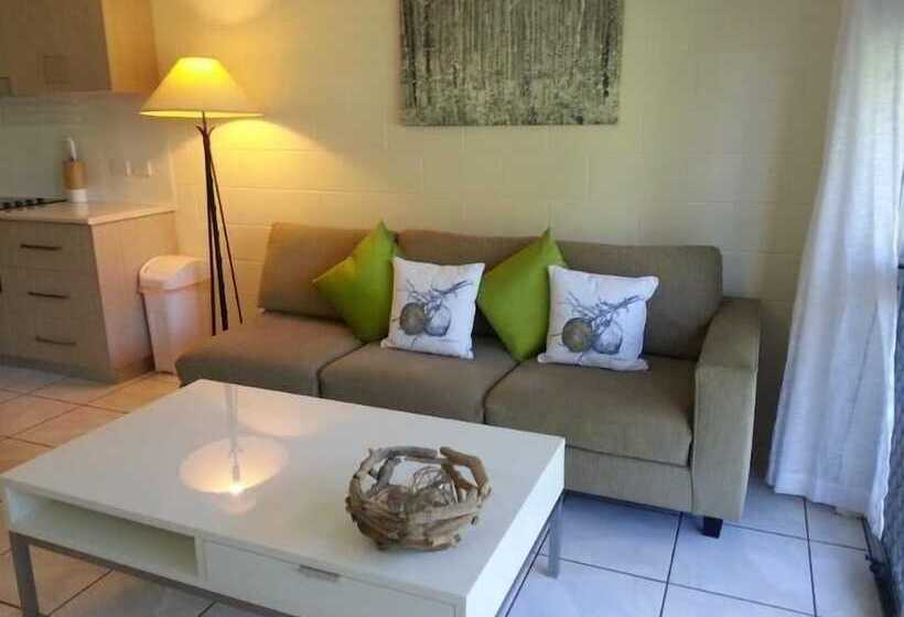 Апартаменты Премиум 1 Спальня, Clifton Sands Holiday Apartments