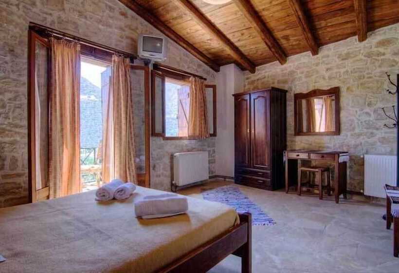 شقة غرفة واحدة, Stone Village