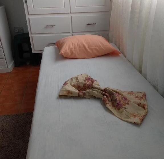 اتاق لوکس, G S Nest Bed And Breakfast