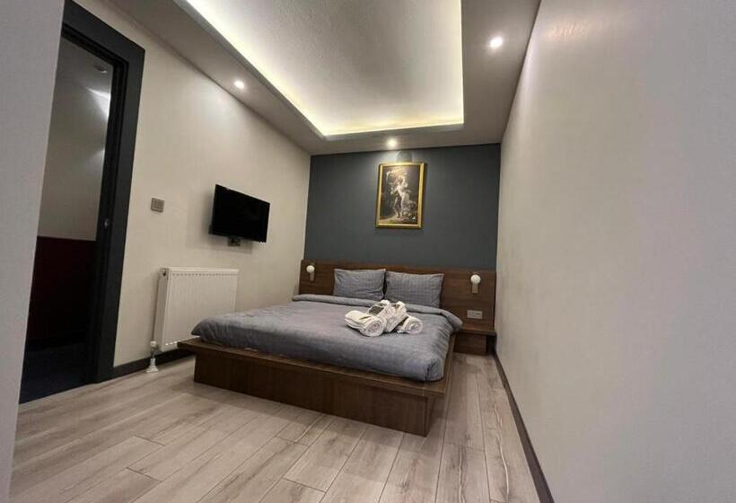 Escritório Estándar, Nenehatun59 Buti̇k Otel