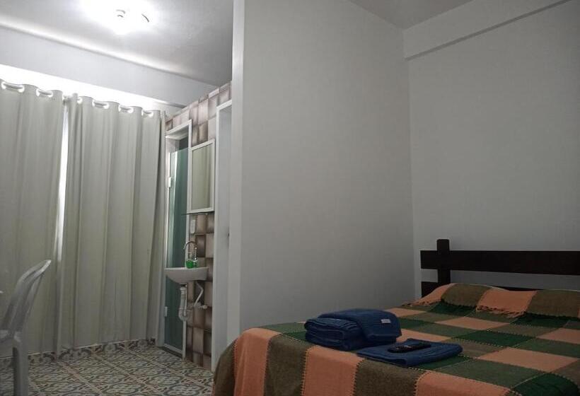 غرفة قياسية ثلاثية مطلة علي حمام السباحة, Vista Mar Suítes