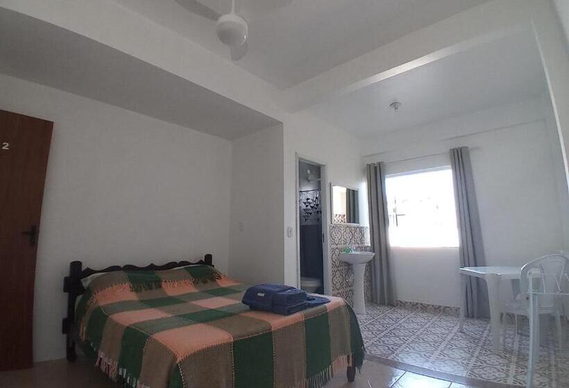 غرفة قياسية مطلّة علي حمام السباحة, Vista Mar Suítes