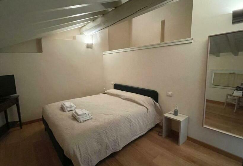 Quarto Superior, Relais La Rocca Solferino