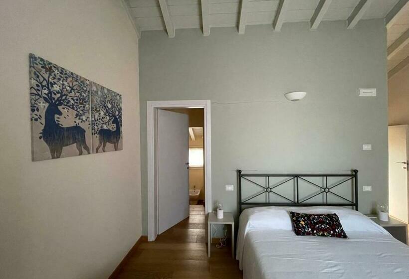 Quarto Triplo Superior, Relais La Rocca Solferino