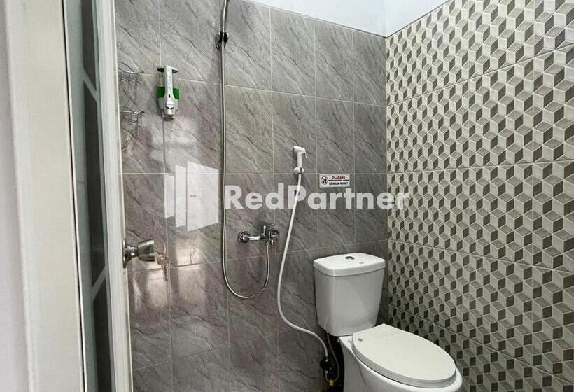 Номер Deluxe, N3 Syariah Near Stasiun Tegal Mitra Reddoorz