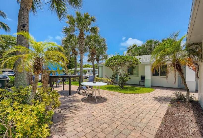 Апартаменты 1 Спальня Нижний Этаж, Singer Island Stunner 2 Br