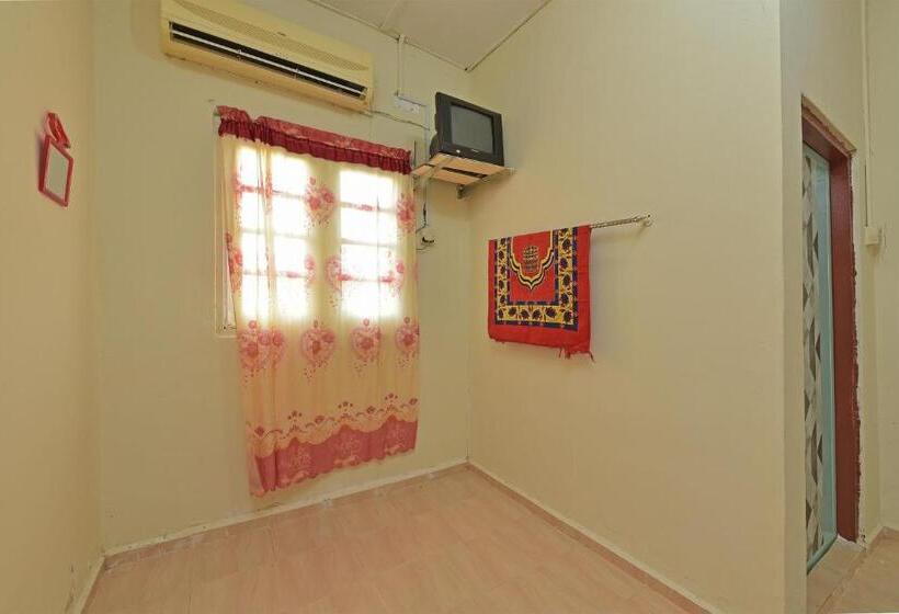 اتاق لوکس, Oyo 90689 Chalet Kak Siti