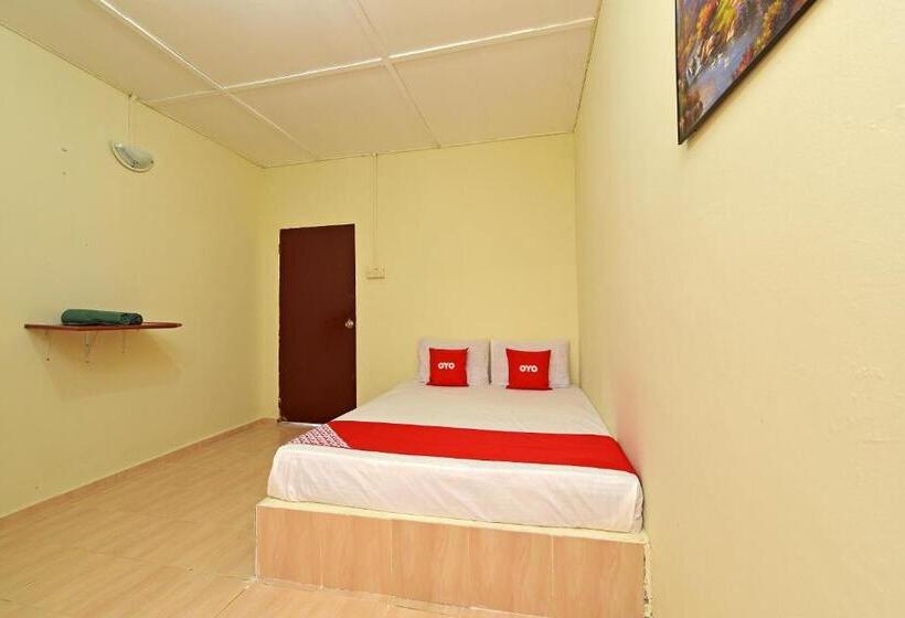 اتاق لوکس, Oyo 90689 Chalet Kak Siti