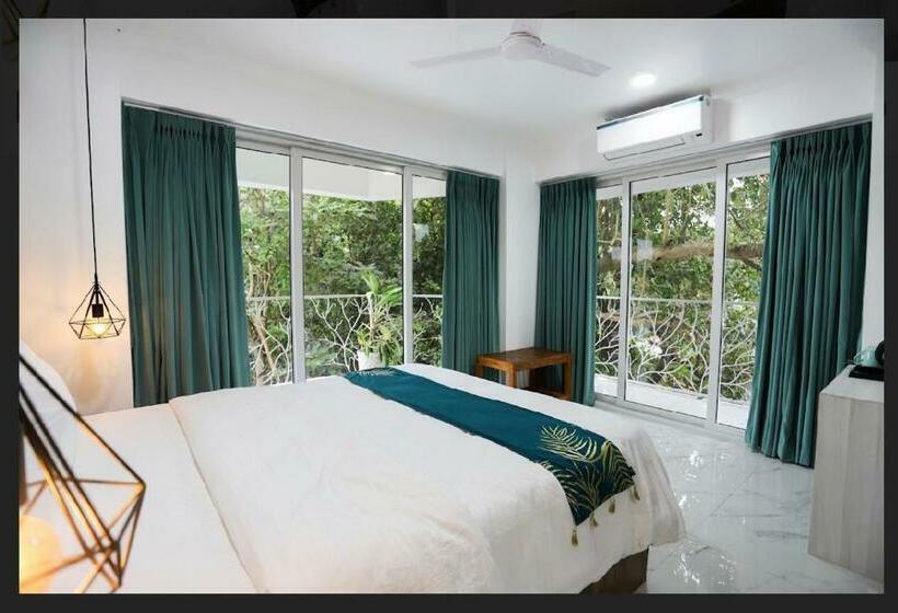 Quarto Estandar Vista Piscina, The Mayfield Resort, Vagator
