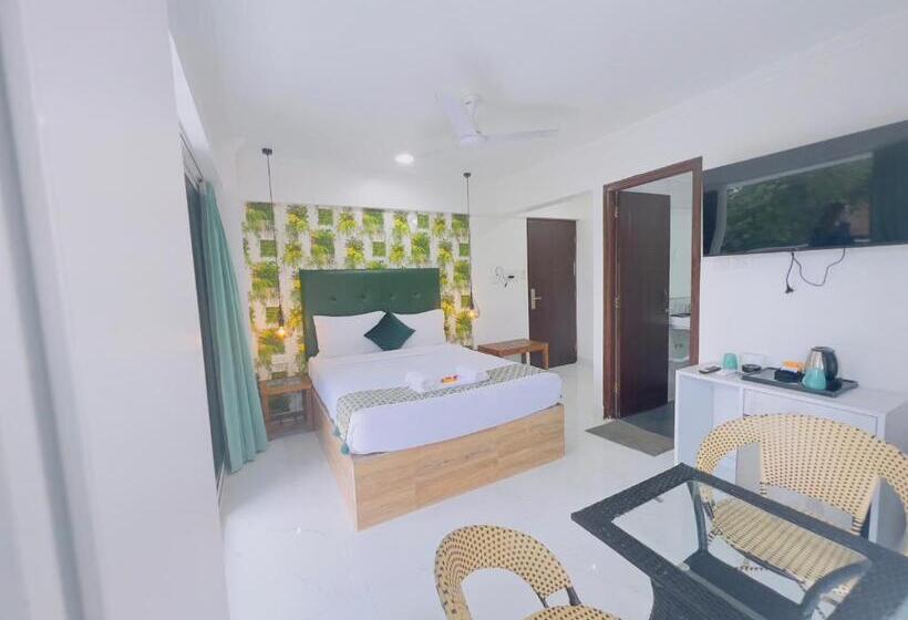 Quarto Estandar com Sacada, The Mayfield Resort, Vagator