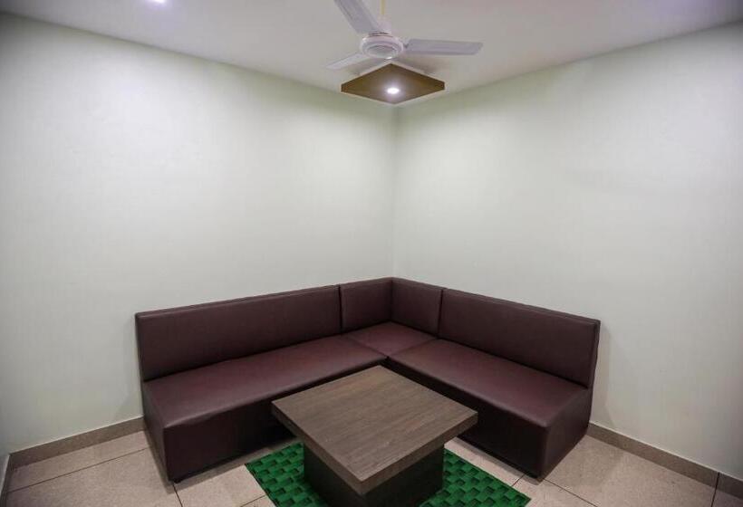 Family Suite, Zanbaq Residency