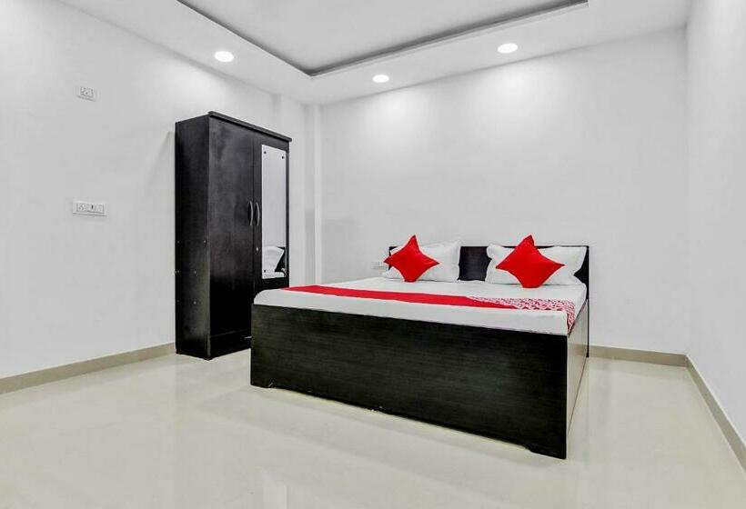 트리플 클래식 룸, Flagship Hotel Secret Mirage Near Rithala Metro Station